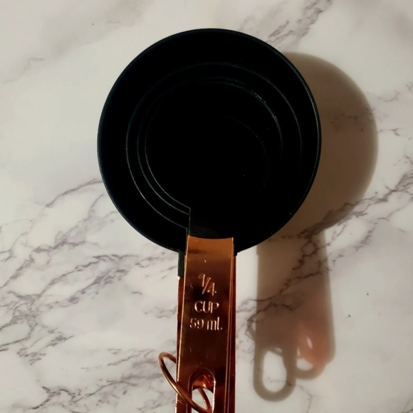 Caraval, Stephanie Garber measuring cups, Illumicrate - Picture 3 of 3